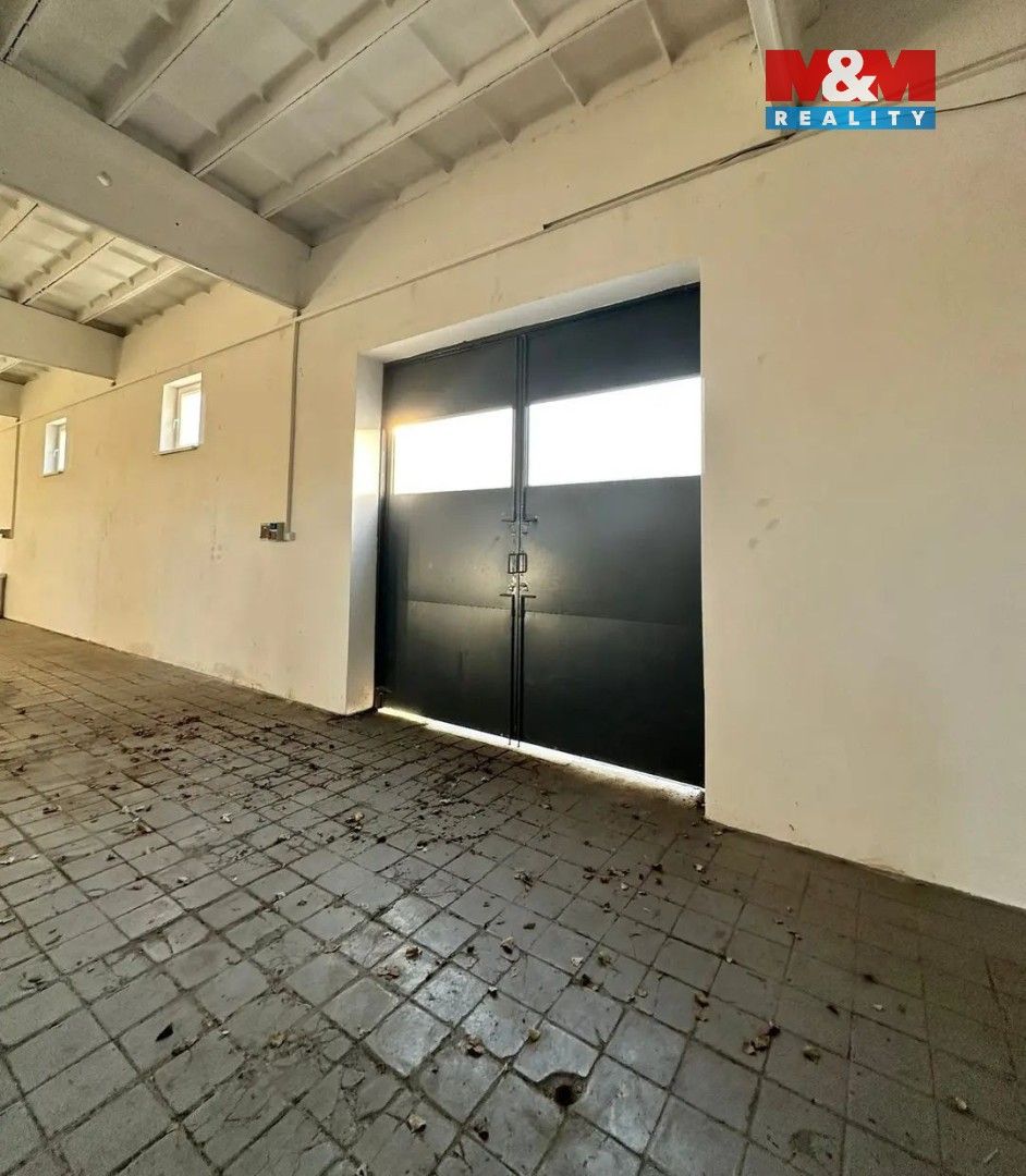 Pronájem sklad - Libušina, Kladno, 350 m²