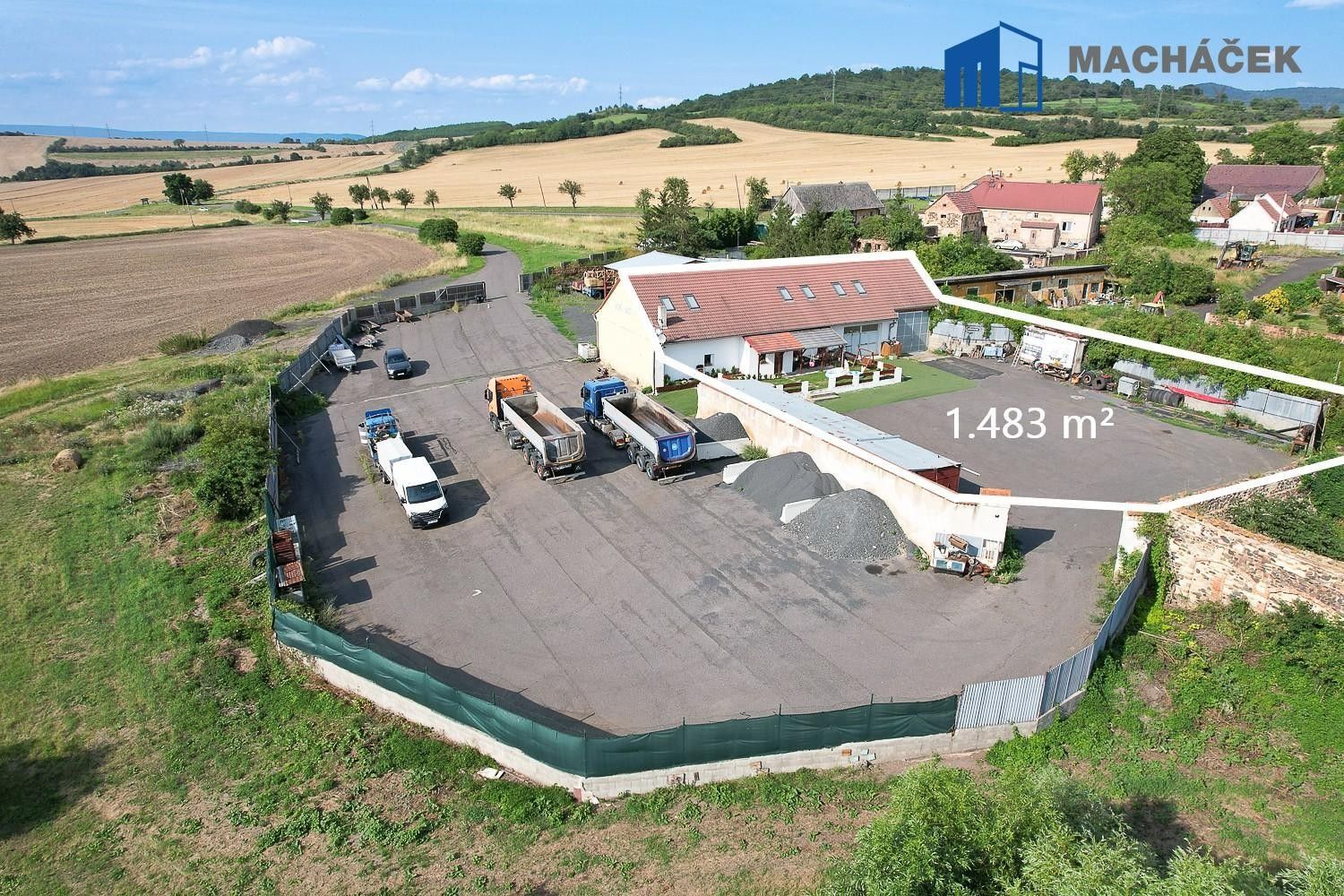 Prodej rodinný dům - Hrobčice Razice, 244 m² - 2
