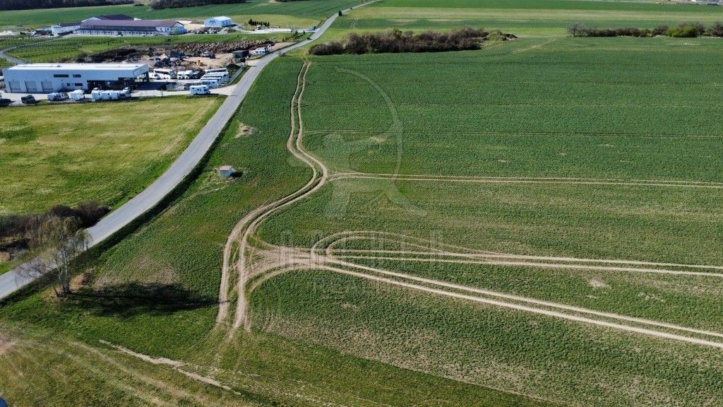 Zemědělské pozemky, Čisovice - 1