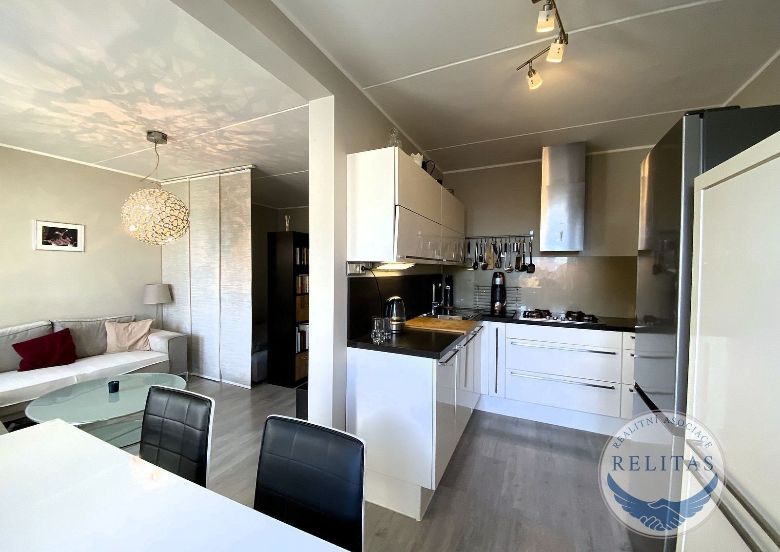 Prodej byt 3+1 - Matúškova, Praha, 74 m²