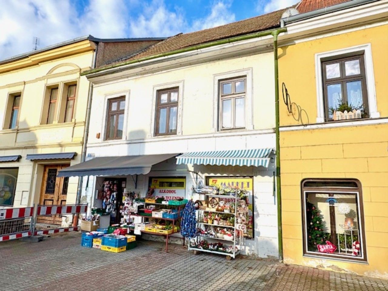 Činžovní domy, Dlouhá, Litoměřice, 710 m²