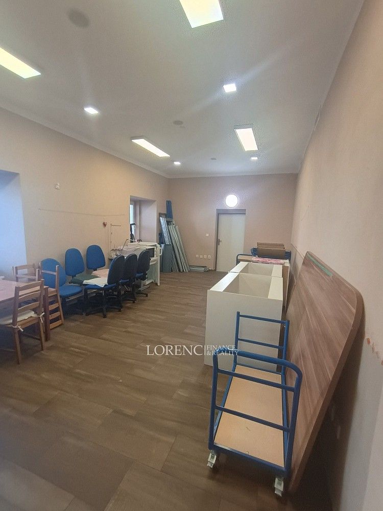 Pronájem obchodní prostory - Veselí nad Moravou, okres Hodonín, Jihomoravský kraj, 33 m² - 5