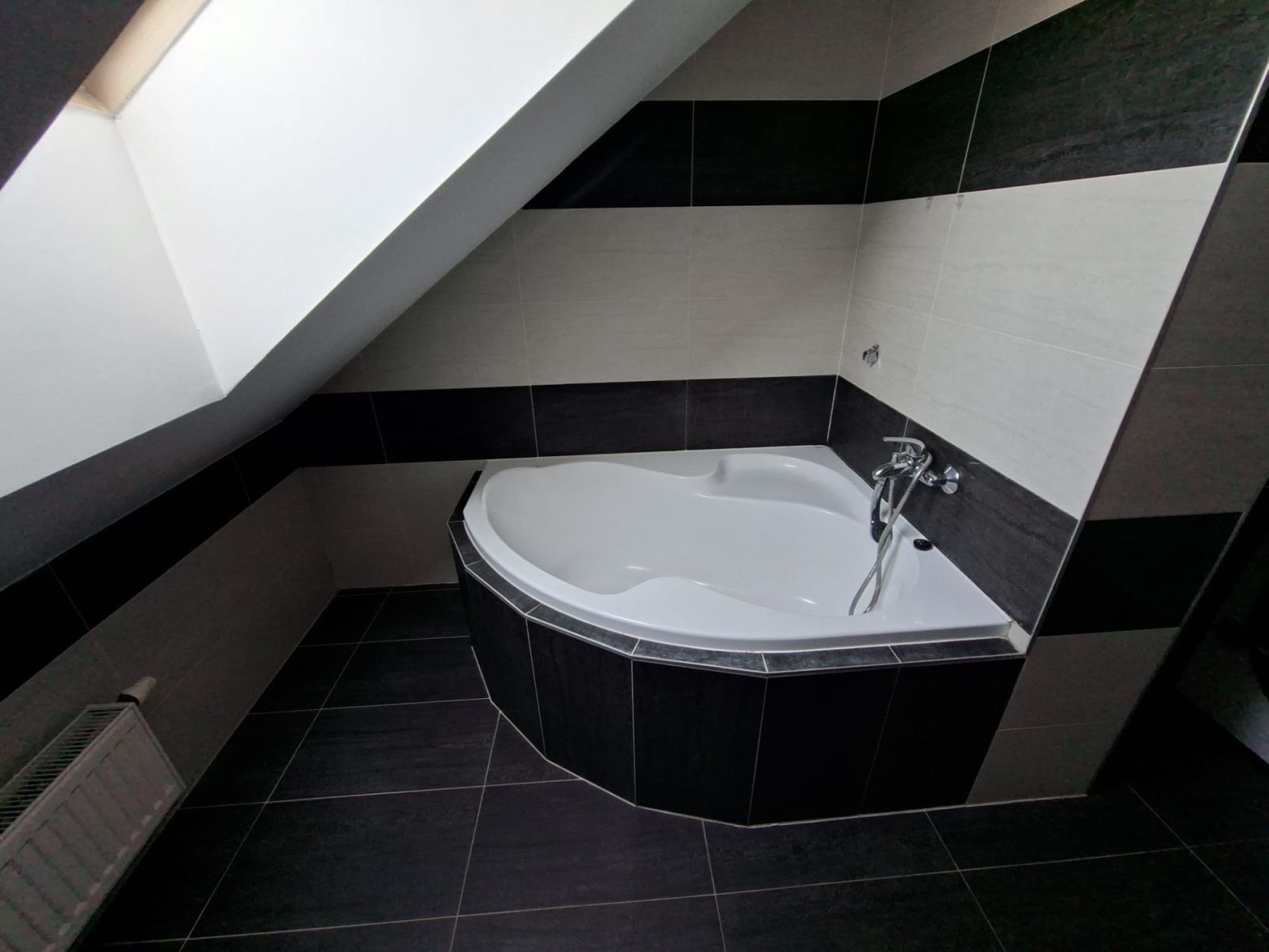 Byt 2+kk · 74 m² · Moskevská 449, Praha Vršovice - 4