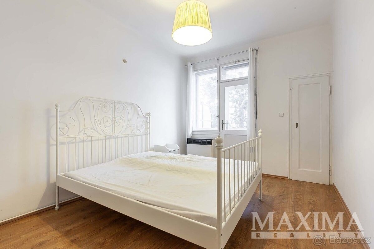 Pronájem byt - Praha, 100 00