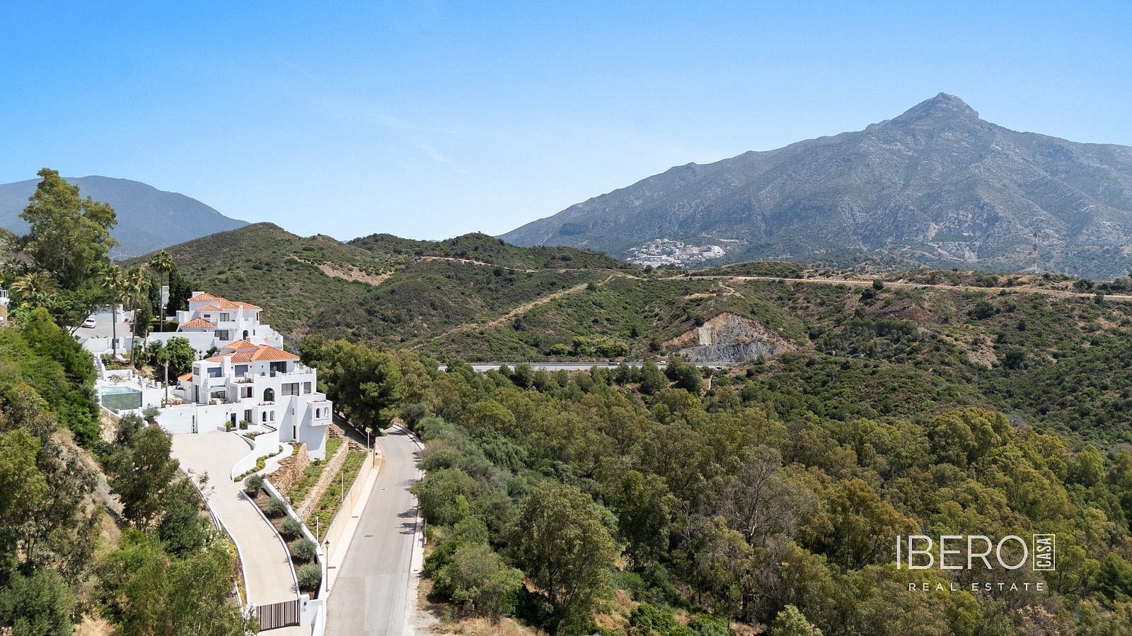 Prodej rodinný dům - Nueva Andalucía, ES, 444 m² - 5