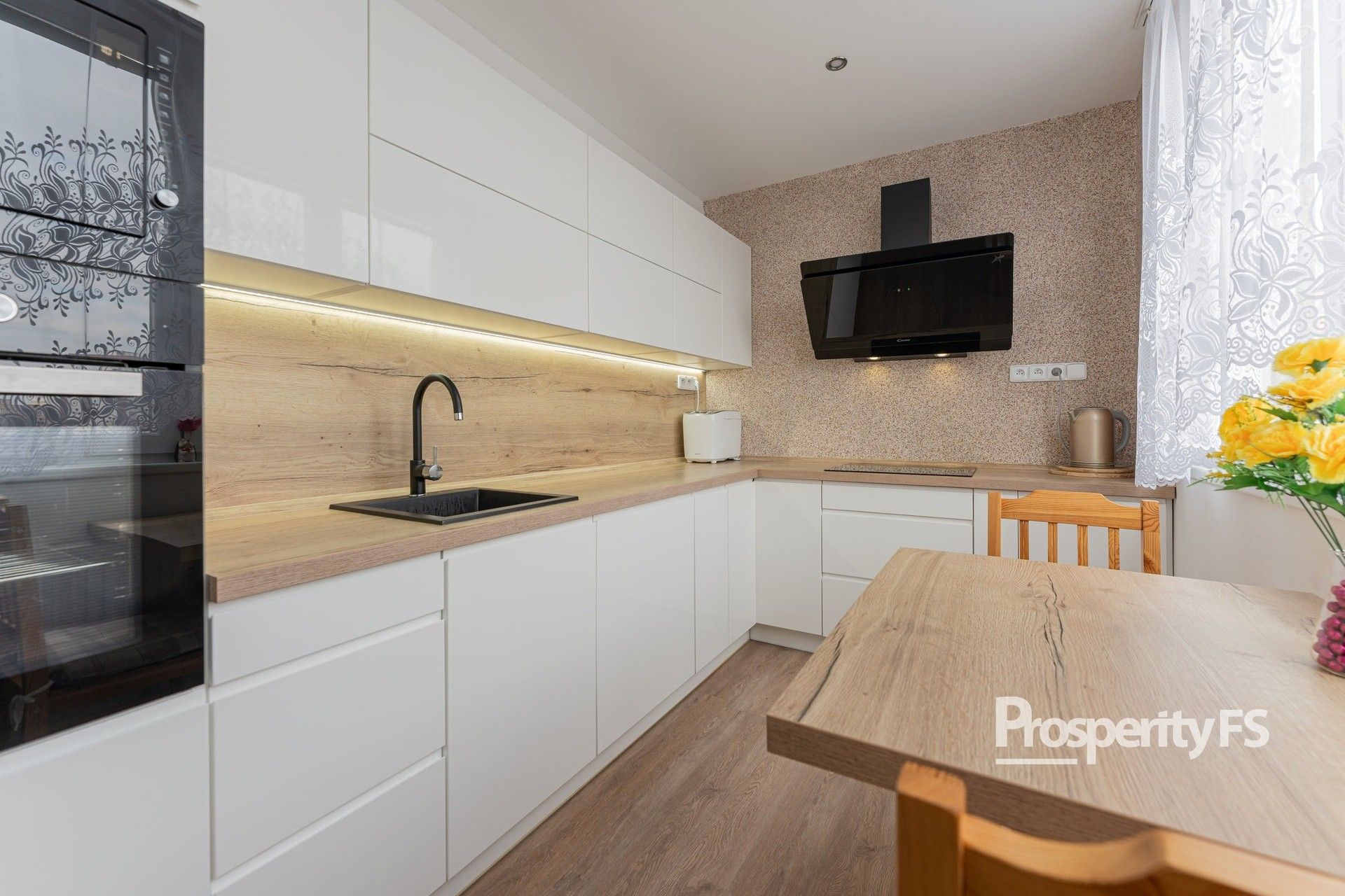 Prodej byt 3+1 - Václava Košaře 94, Ostrava, 68 m²