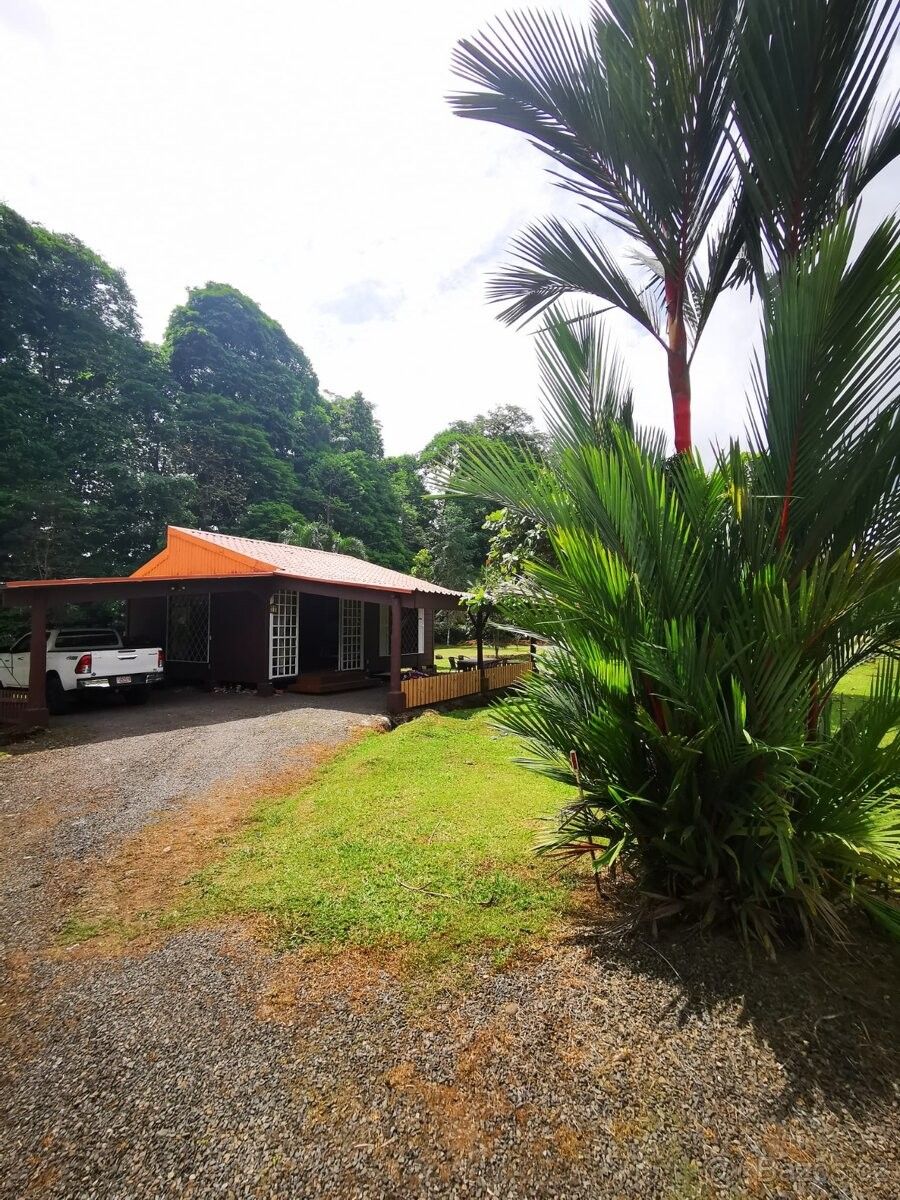 Prodej pozemek pro bydlení - 987 66, Zahraničí