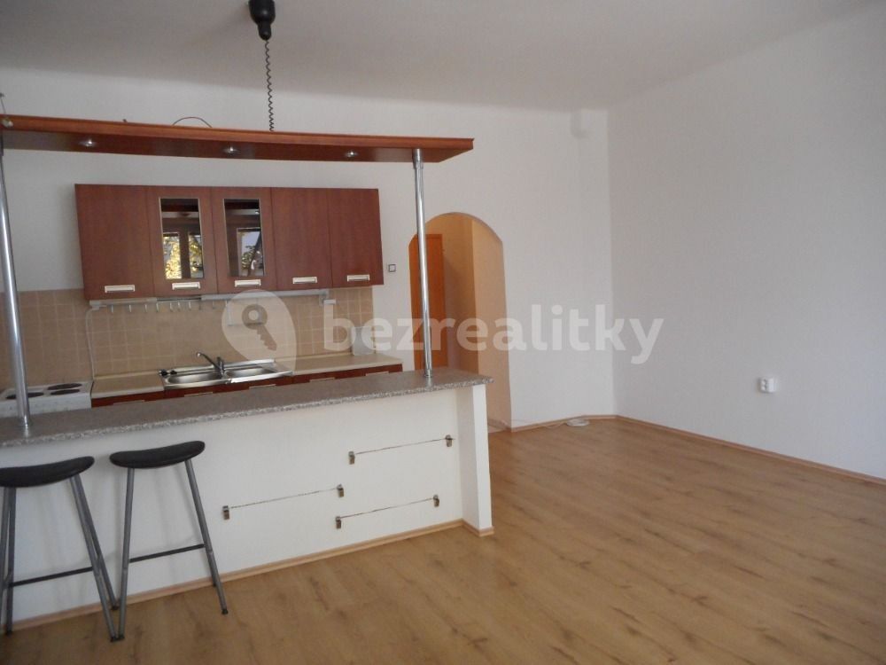 1+kk, Školní, Praha - Braník, 38 m² - 2