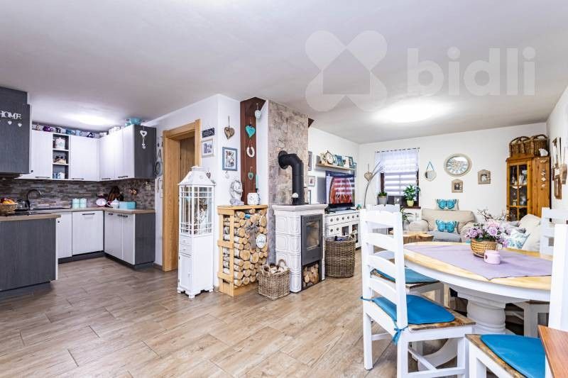 Rodinné domy, Nečtiny, 110 m²