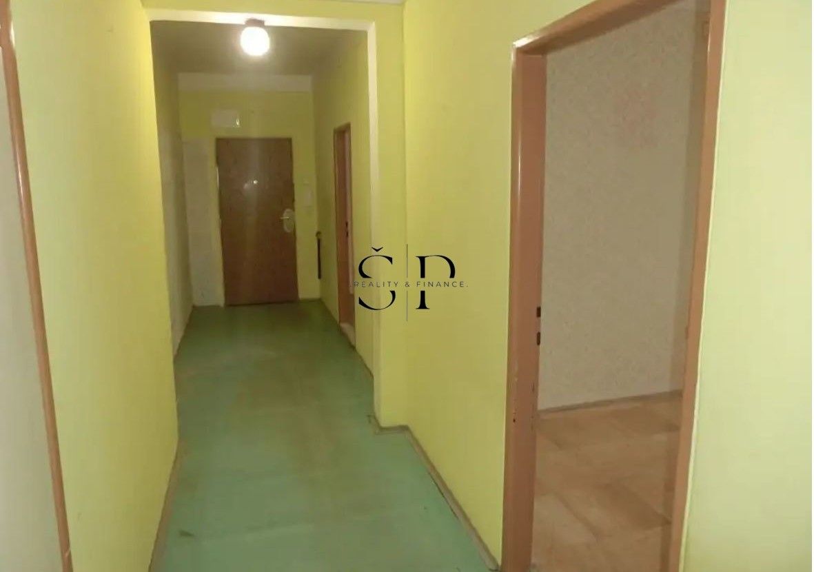 Byt 2+1 · 66 m² · S. K. Neumanna, Ostrov - 3