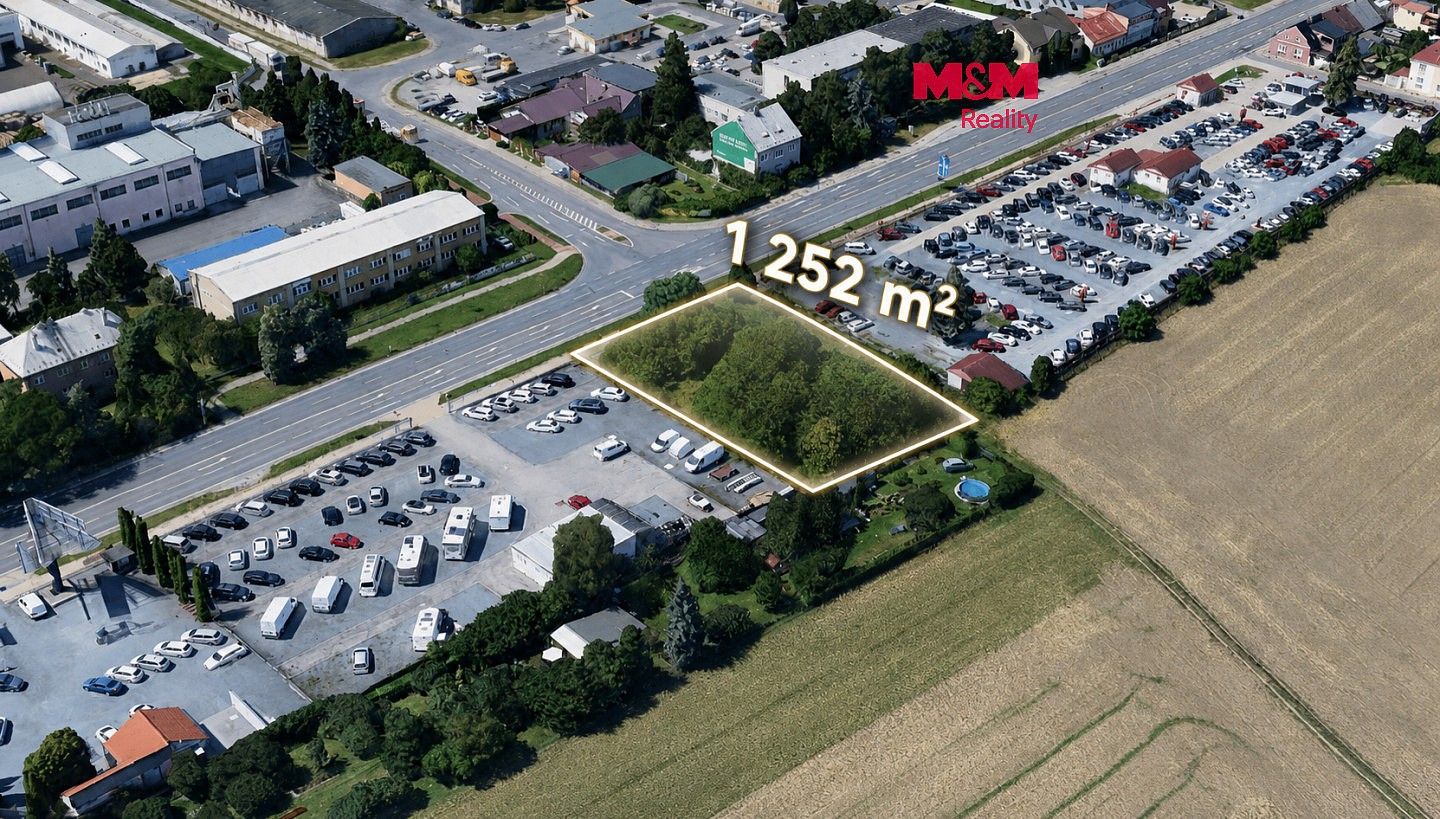 Komerční pozemek, 1 252 m²