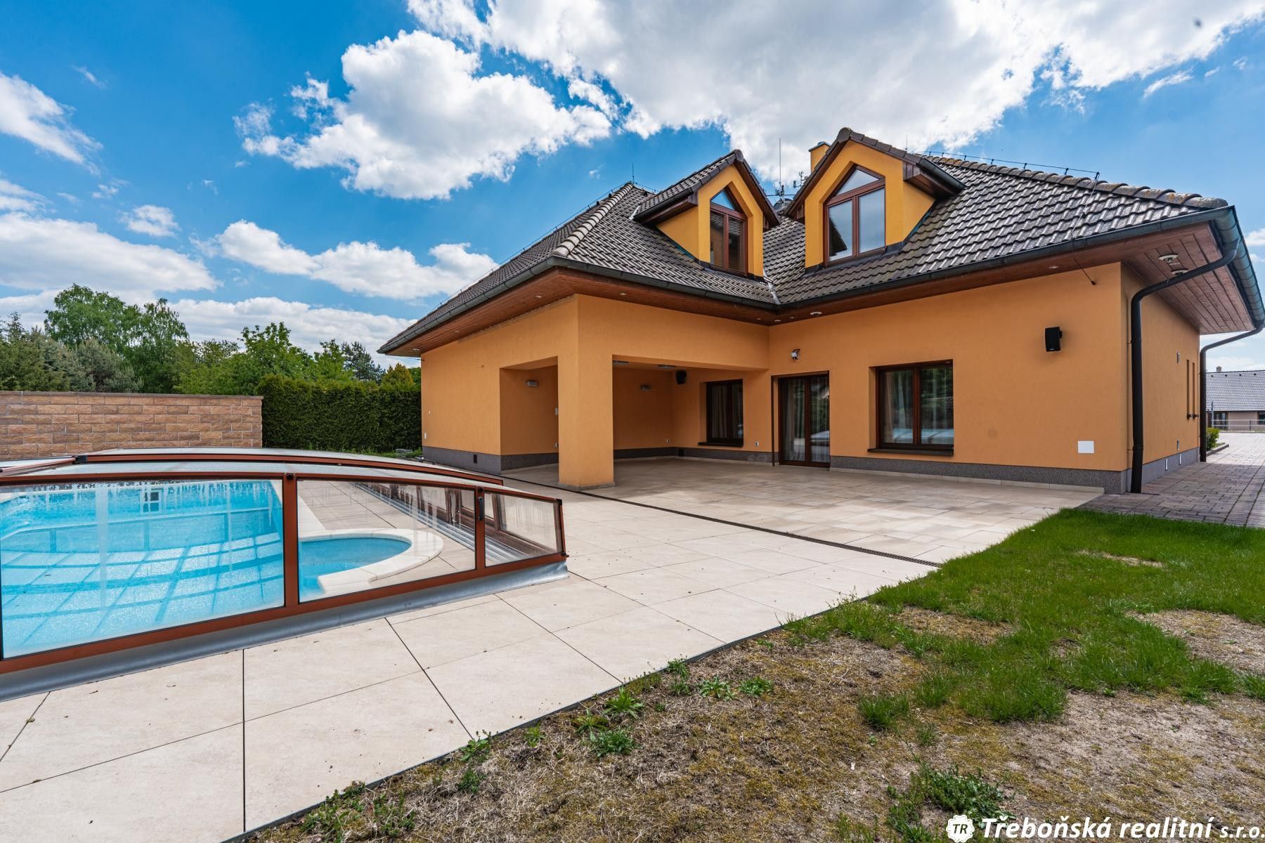 Rodinné domy, Holičky, Třeboň, 318 m²