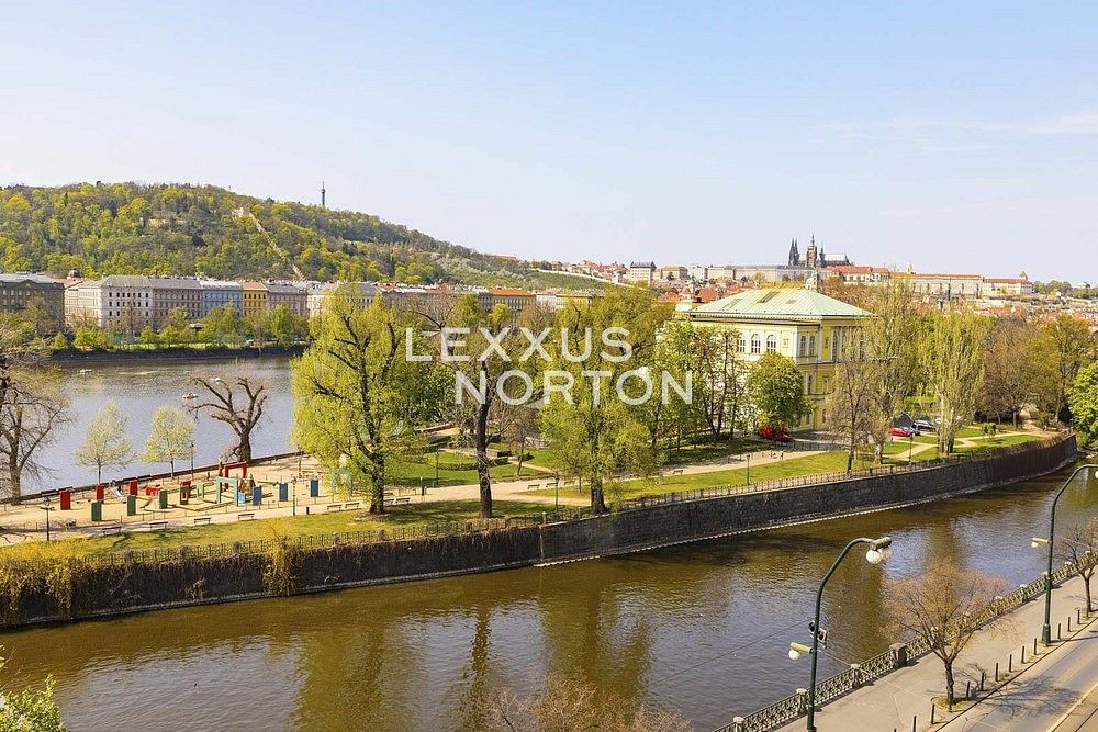 4+1, Masarykovo nábřeží, Praha 1 - Nové Město, 133 m² - 2