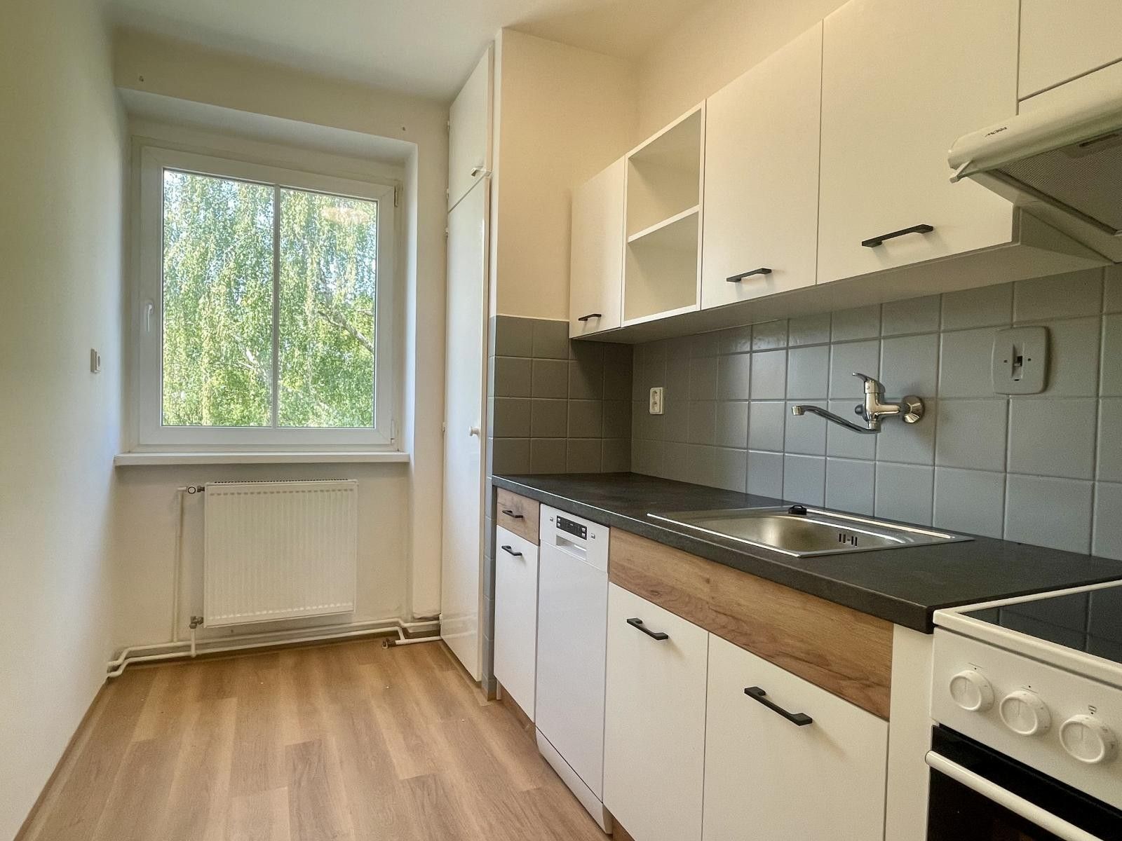 Byt 3+1 · 81 m² · Na Pískách, Hostivice - 3