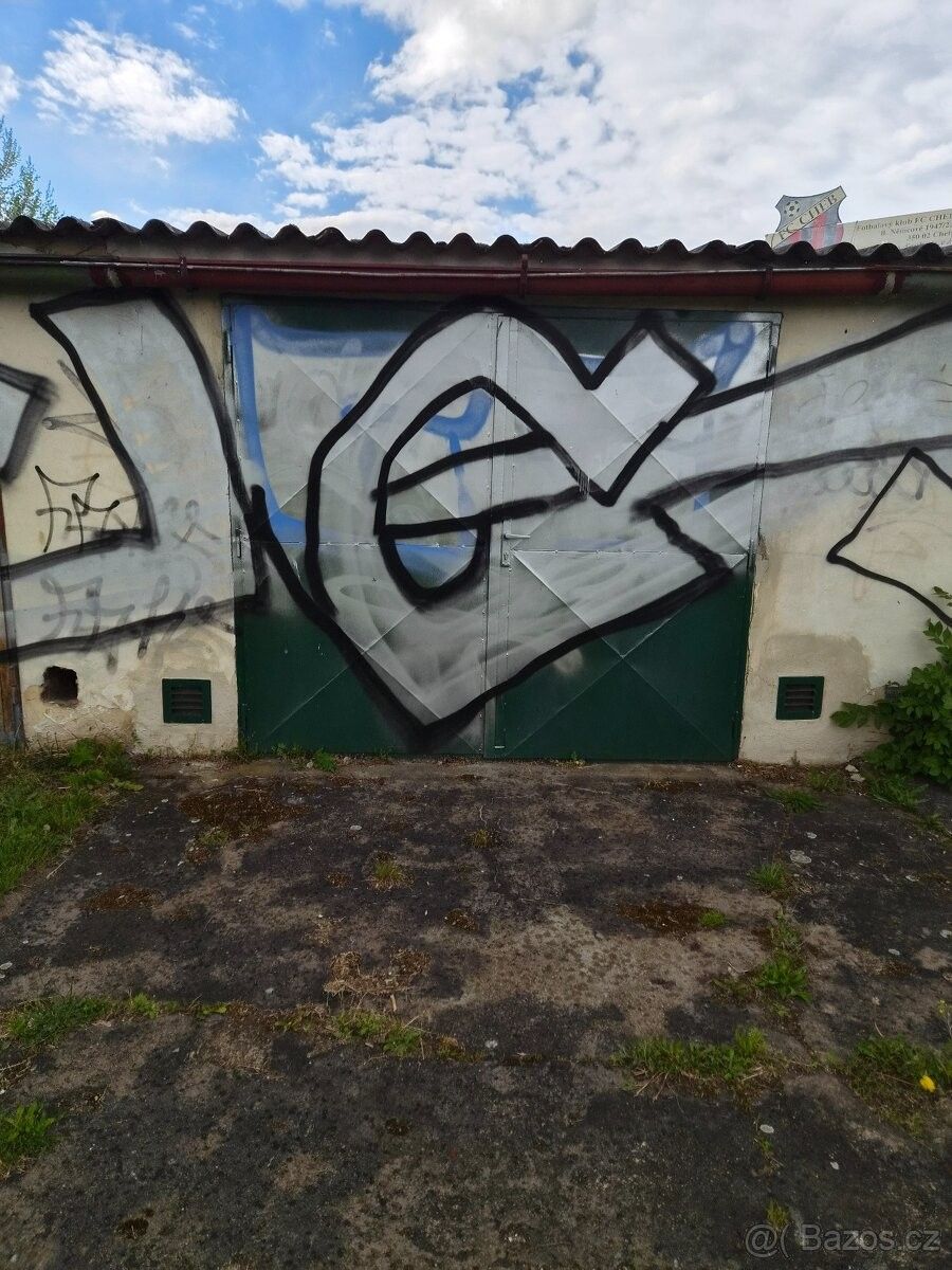 Garáže, Cheb, 350 02
