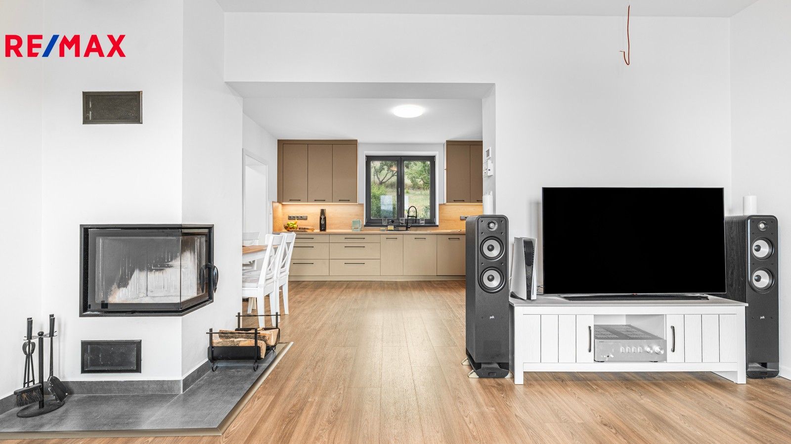 Prodej rodinný dům - Berounská, Králův Dvůr, 118 m²