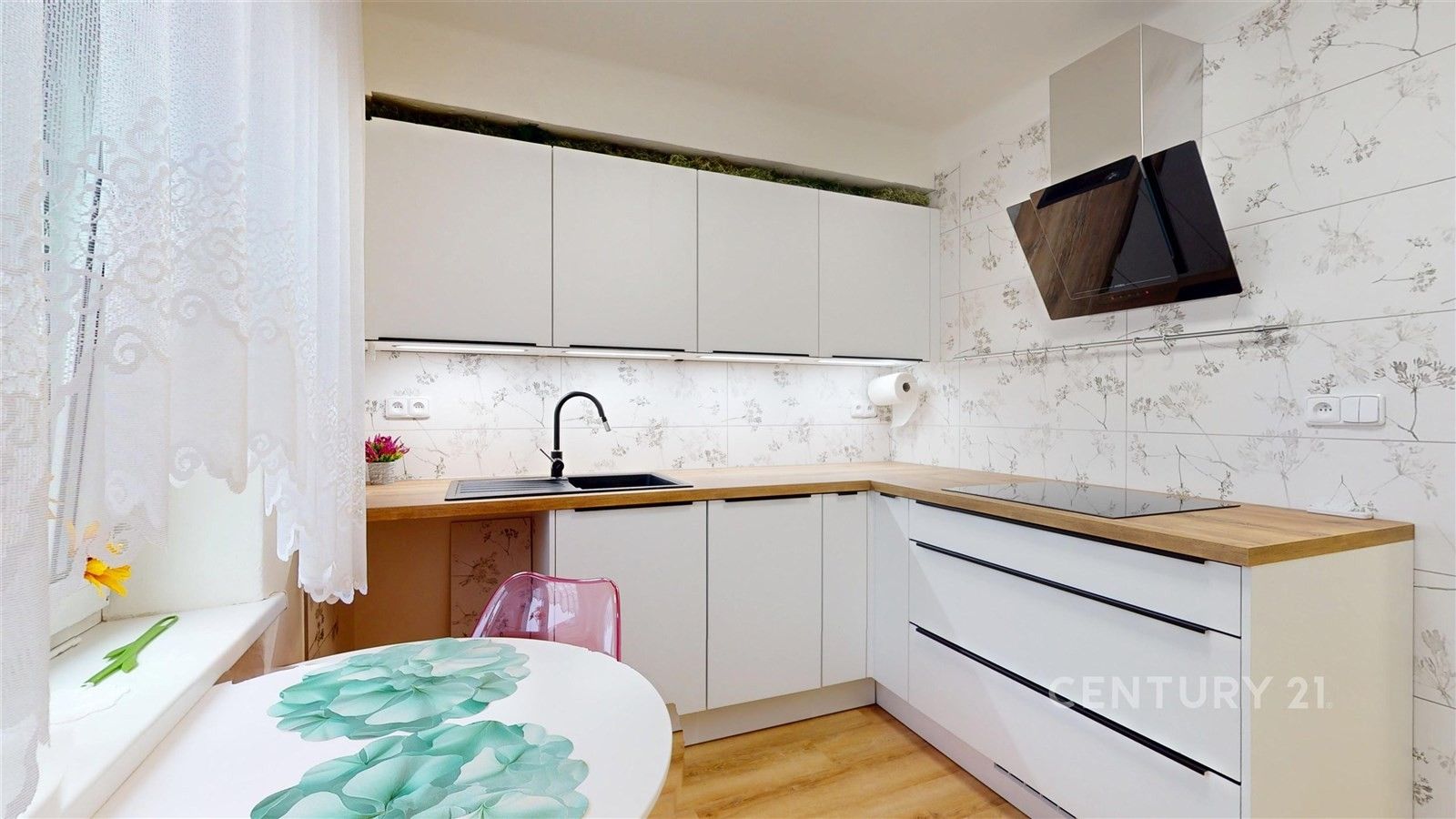 Pronájem byt 1+1 - Čujkovova, Ostrava, 29 m²