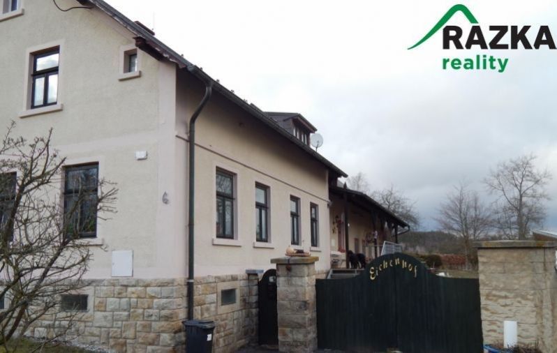 Rodinné domy, Zahrádka, Teplá, 300 m²