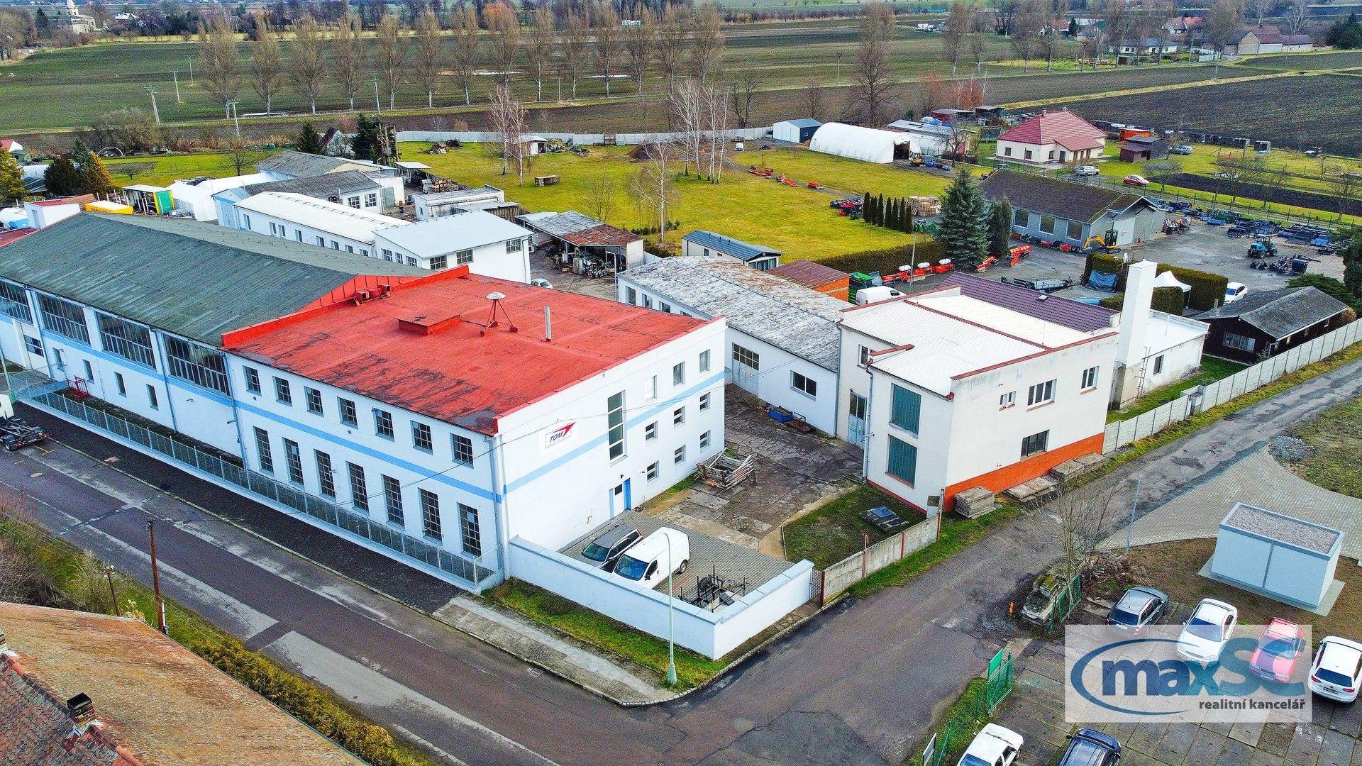 Kanceláře, Platěnice, Moravany, 94 m²