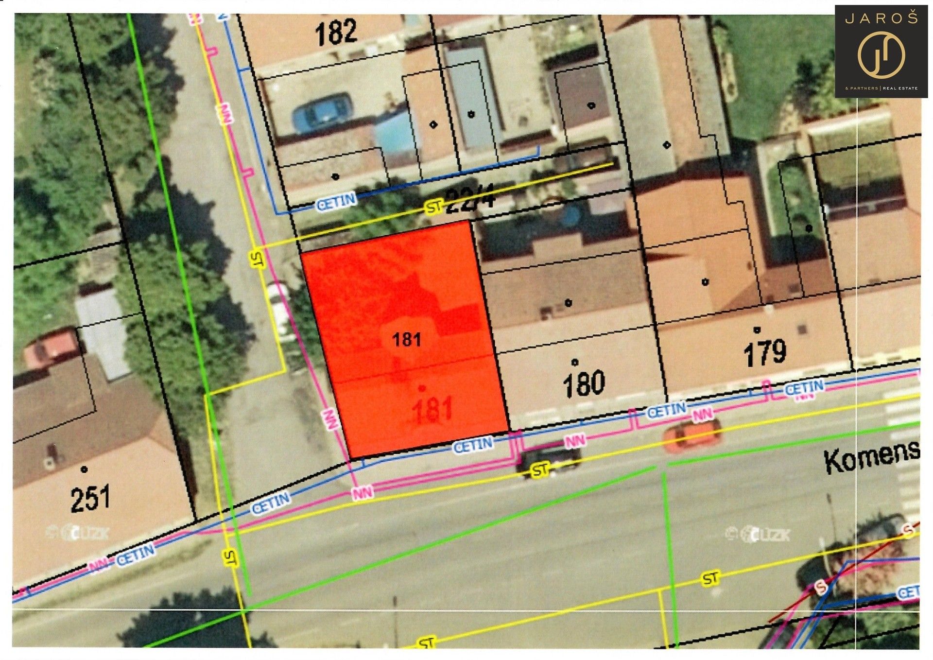 Pozemky pro bydlení, Komenského, Peruc