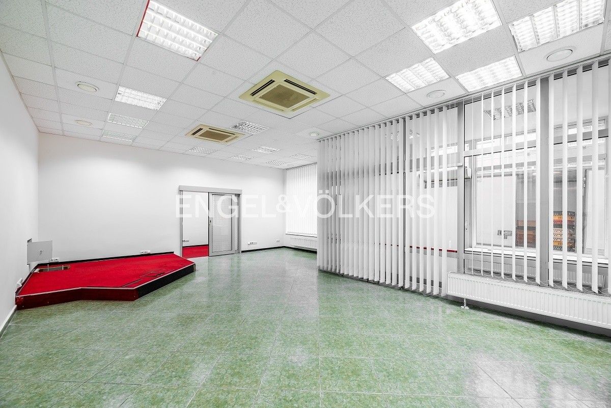 Pronájem obchodní prostory - Bělohorská, Praha, 120 m²