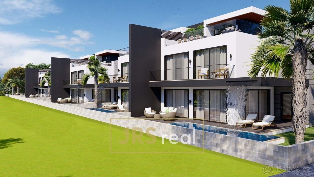 Rodinné domy, 987 66, Zahraničí - 1