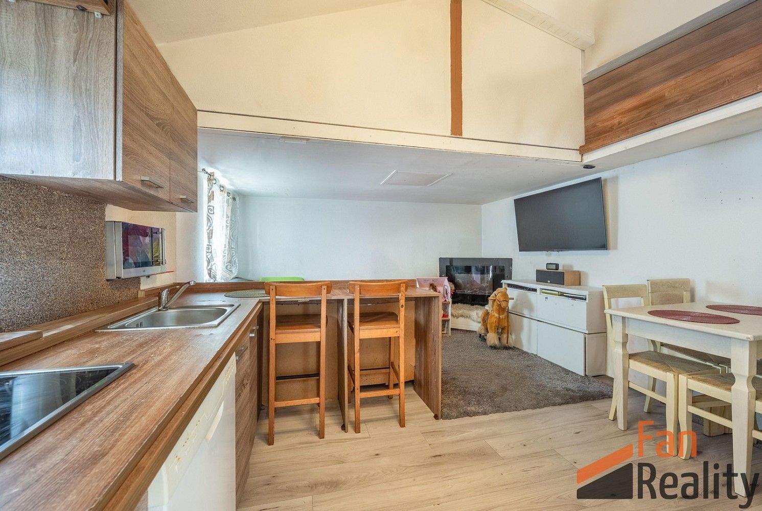 Rodinný dům · 218 m² · Hájecká, Hostouň, okres Kladno - 3