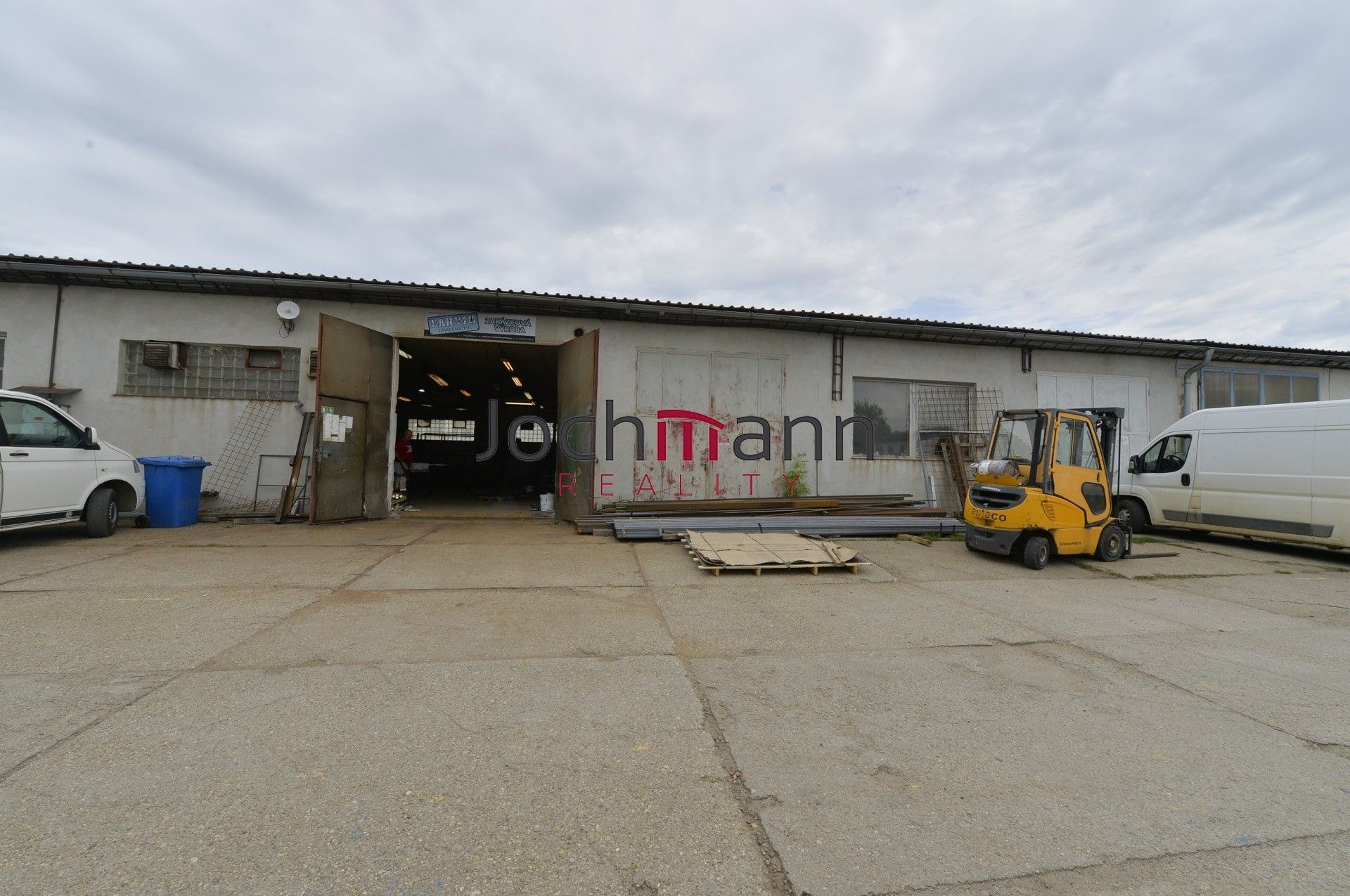 Pronájem sklad - Nádražní, Včelná, 130 m²