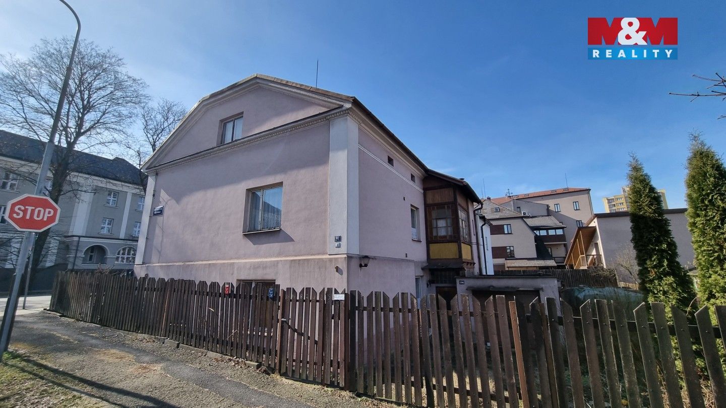 Pronájem obchodní prostory - Mánesova, Český Těšín, 258 m²