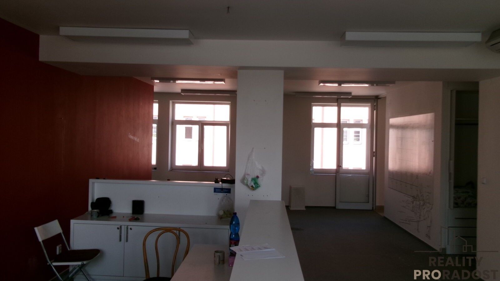 Kancelář, 267 m²