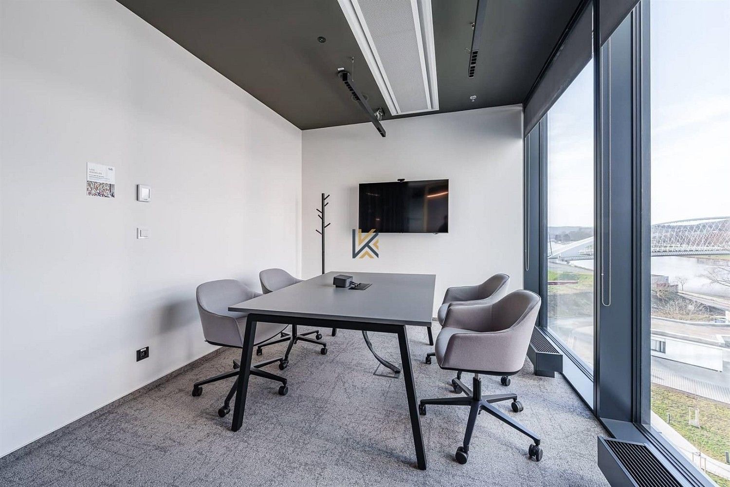 Kancelář · 44 m² · Praha - Holešovice, okres Praha 7, Hlavní město Praha - 3
