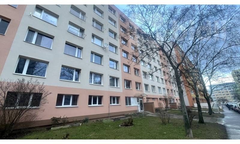 1+1, Francouzská 2451, Kladno, 34 m²