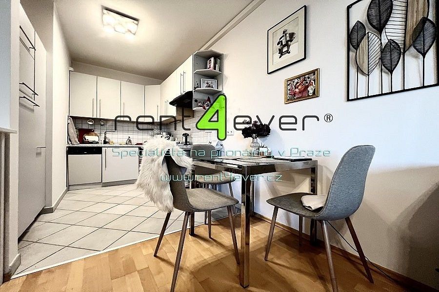 2+kk, U Zvonařky, Praha 2 - Vinohrady, 60 m² - 2