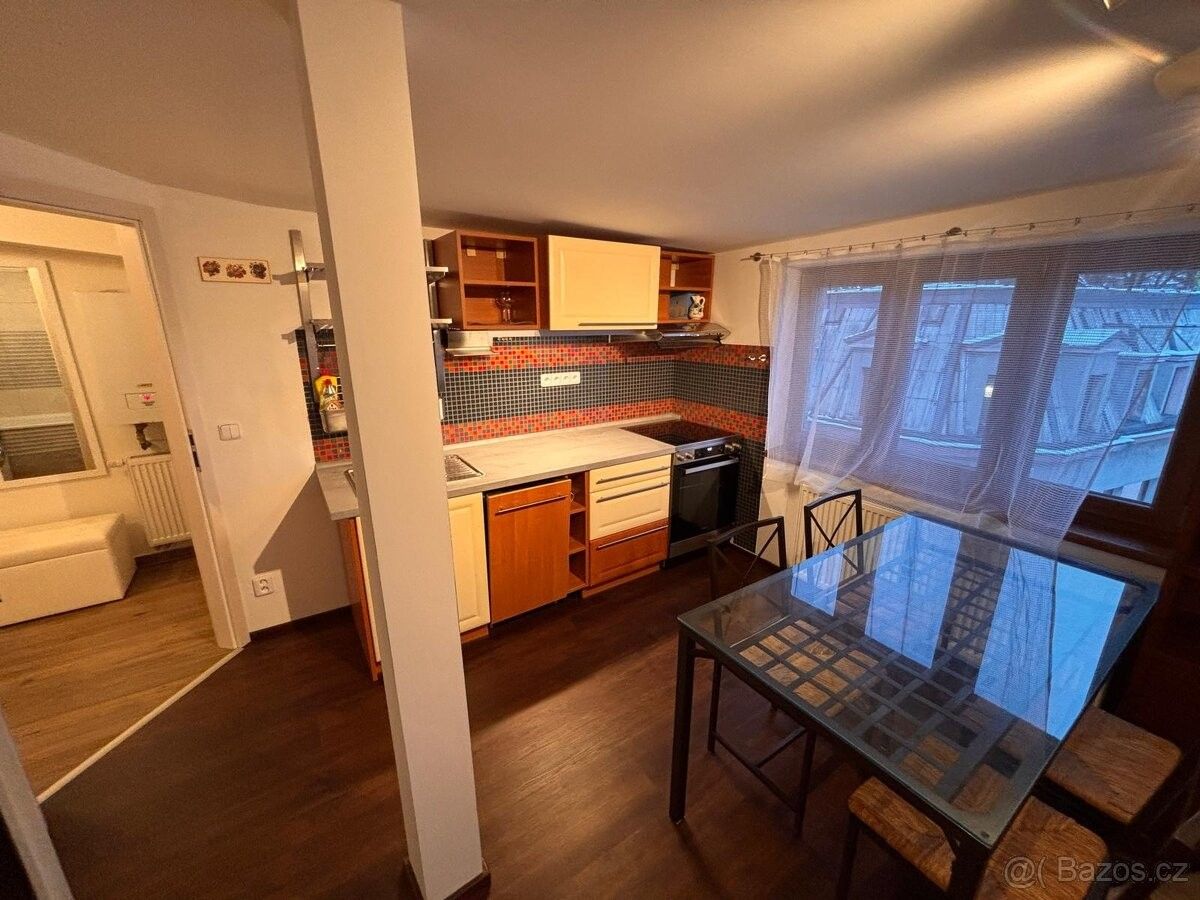 Pronájem byt - Praha, 152 00