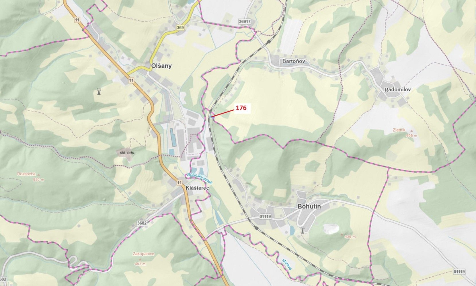 Les, 692 m²