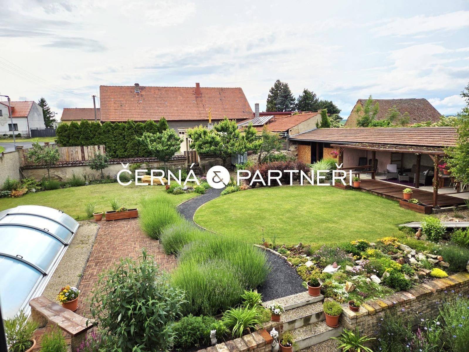 Rodinné domy, Mír. náměstí, Mšené-lázně, 136 m²