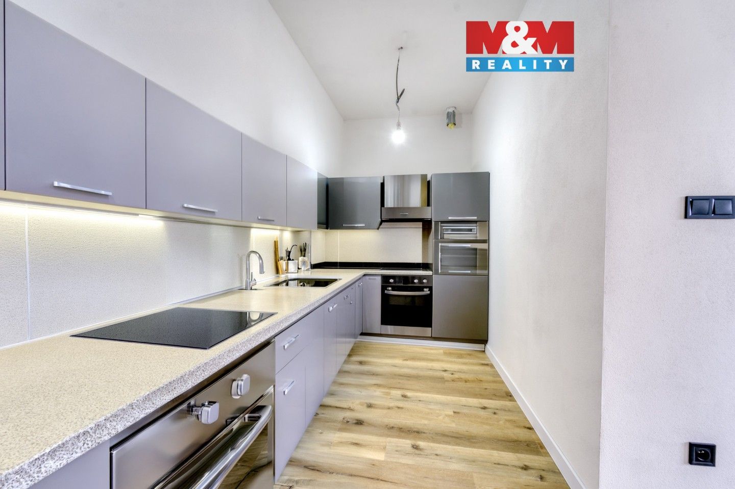 2+kk, Tlučenská kolonie, Tlučná, 41 m²