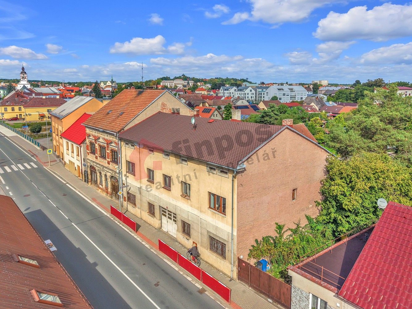 Rodinné domy, Chlumec nad Cidlinou - Chlumec nad Cidlinou II, okres Hradec Králové, Královéhradecký kraj, 310 m² - 1