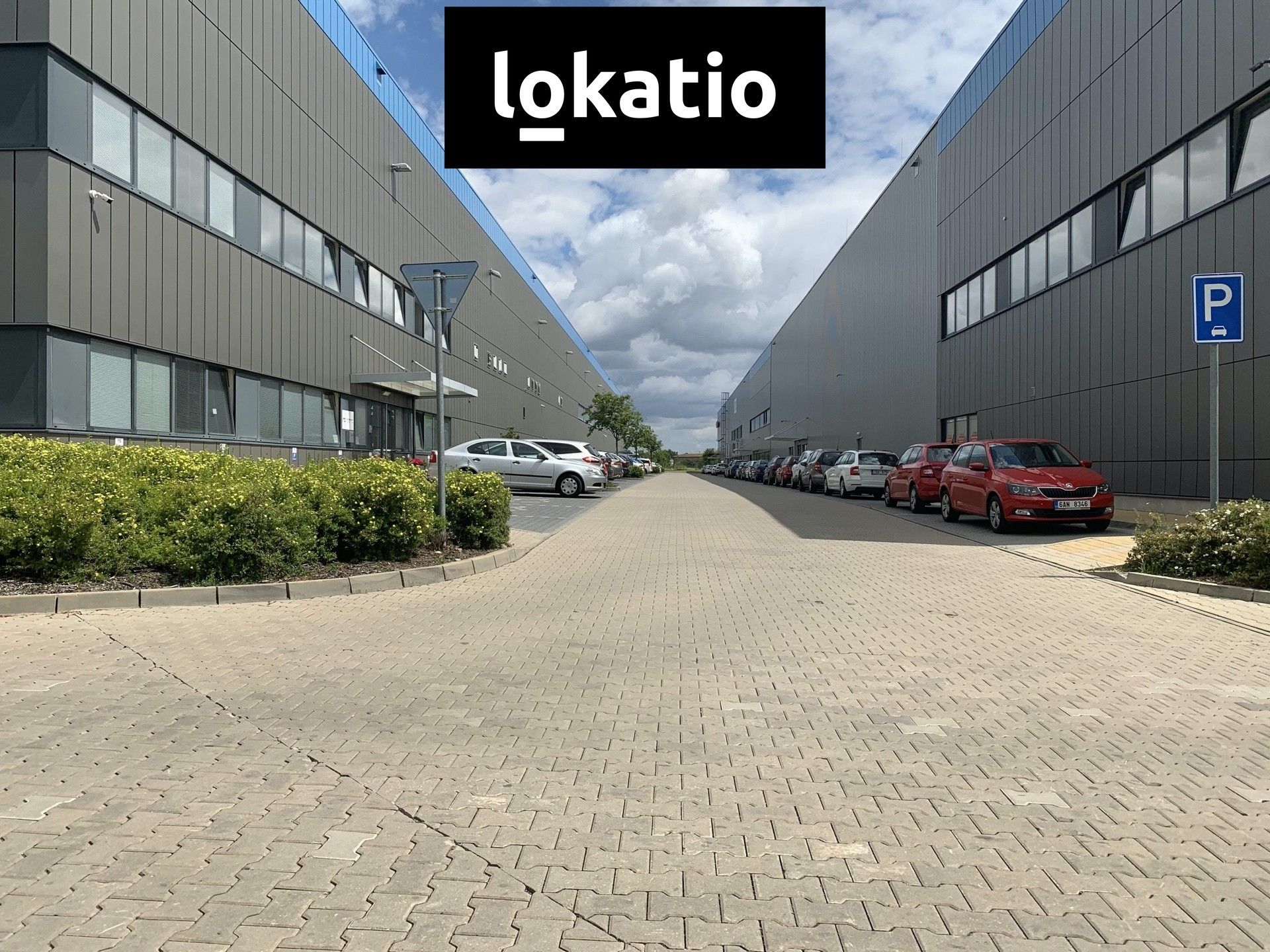 Sklady, Za Tratí, Chrášťany, 4 100 m²