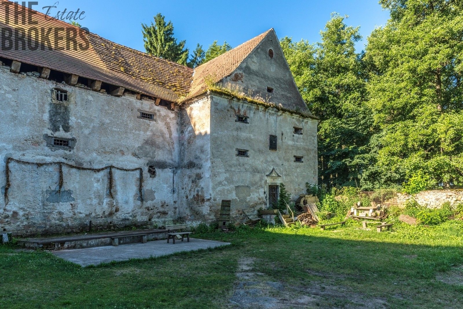 Památky, Buzice, 1 800 m² - 1