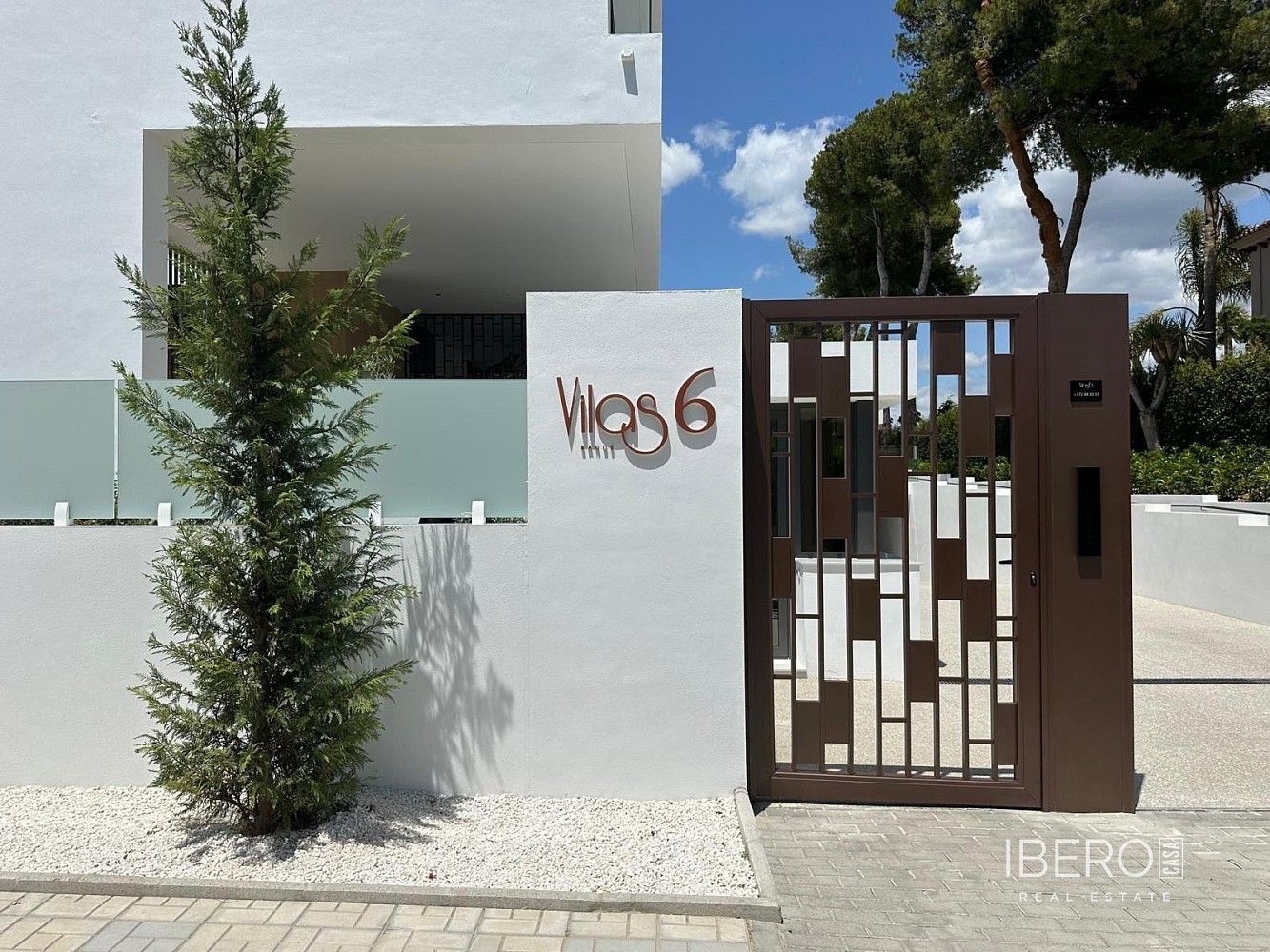 Prodej rodinný dům - Nueva Andalucía, ES, 445 m² - 2
