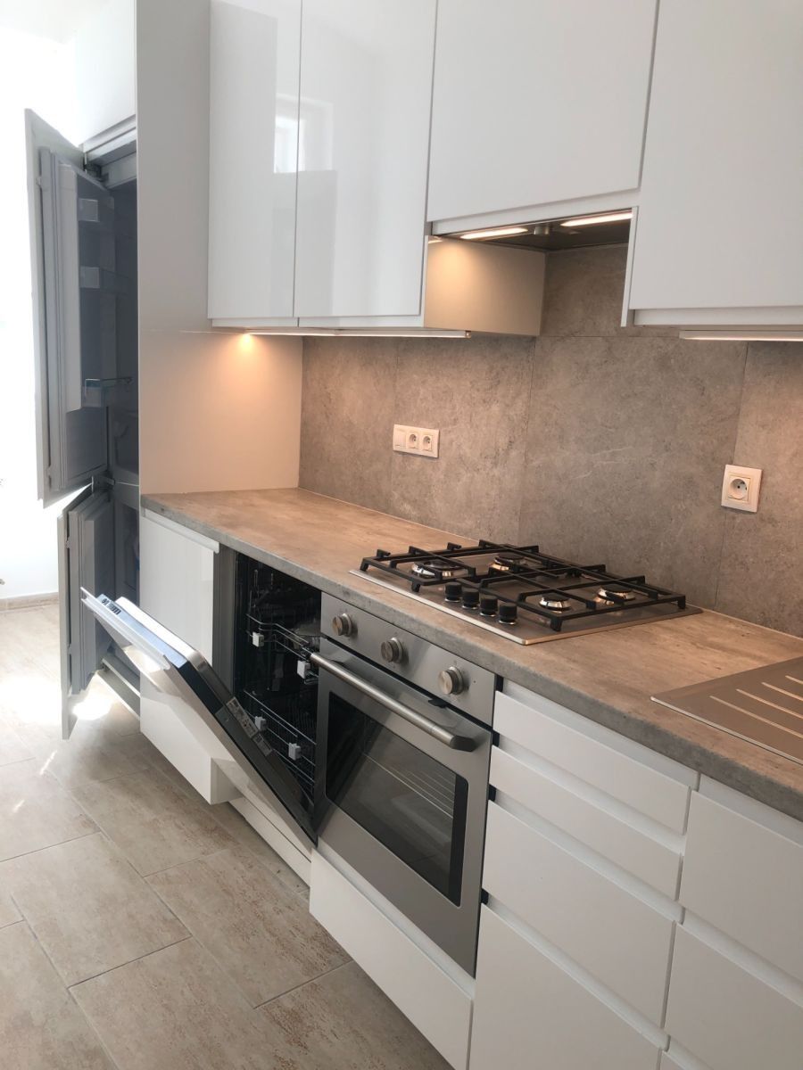 Pronájem byt 2+1 - Odborů, Praha - Nové Město, 80 m² - 2