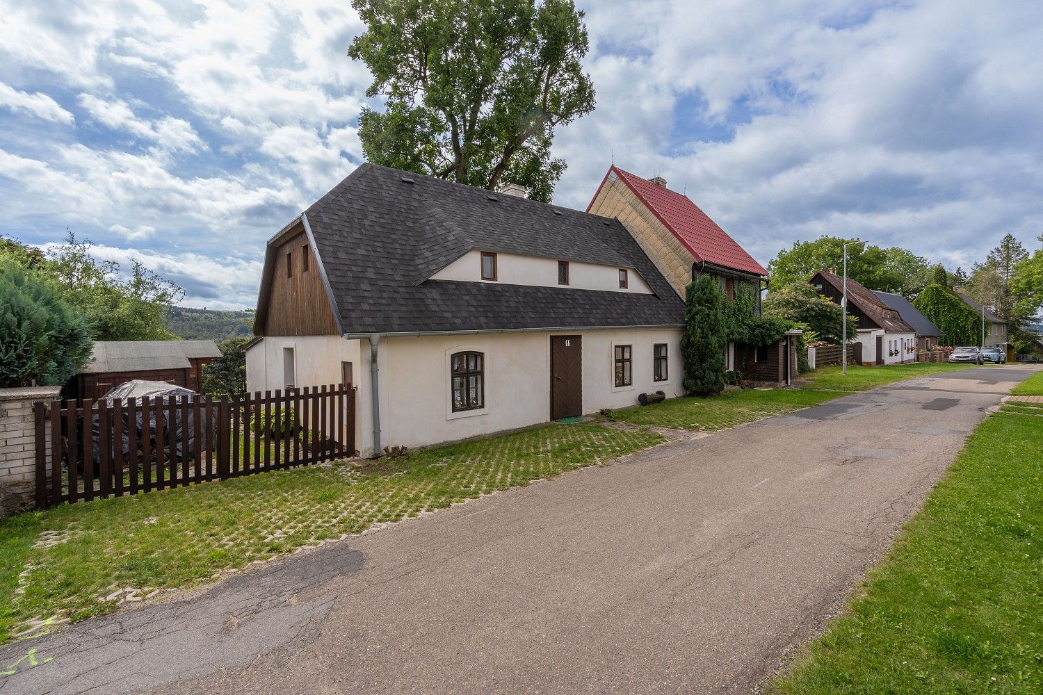 Prodej chalupa - Hora Svaté Kateřiny, okres Most, Ústecký kraj, 145 m² - 1