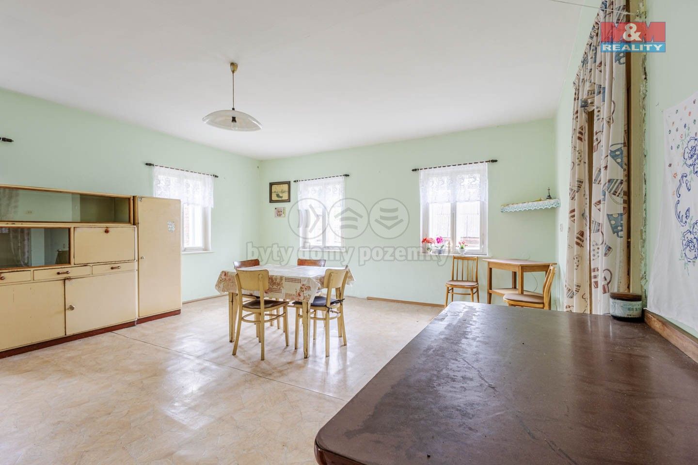 Prodej rodinný dům - Zahrádky, 200 m²