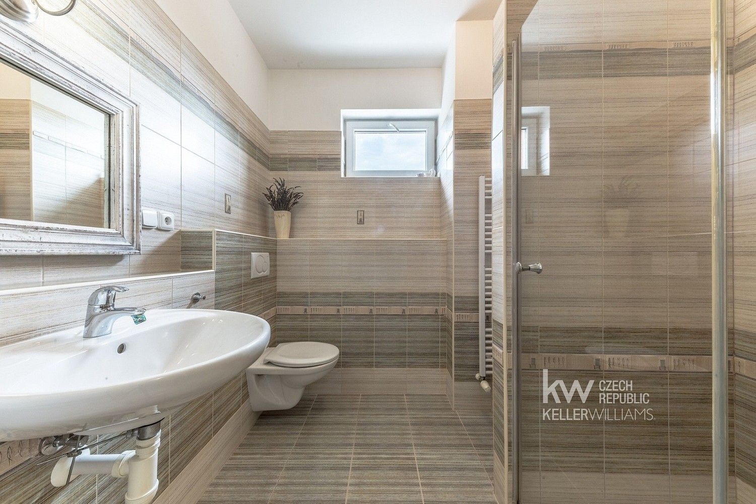 Byt 4+1 · 102 m² · Praha - Horní Počernice, okres Praha 20, Hlavní město Praha - 3