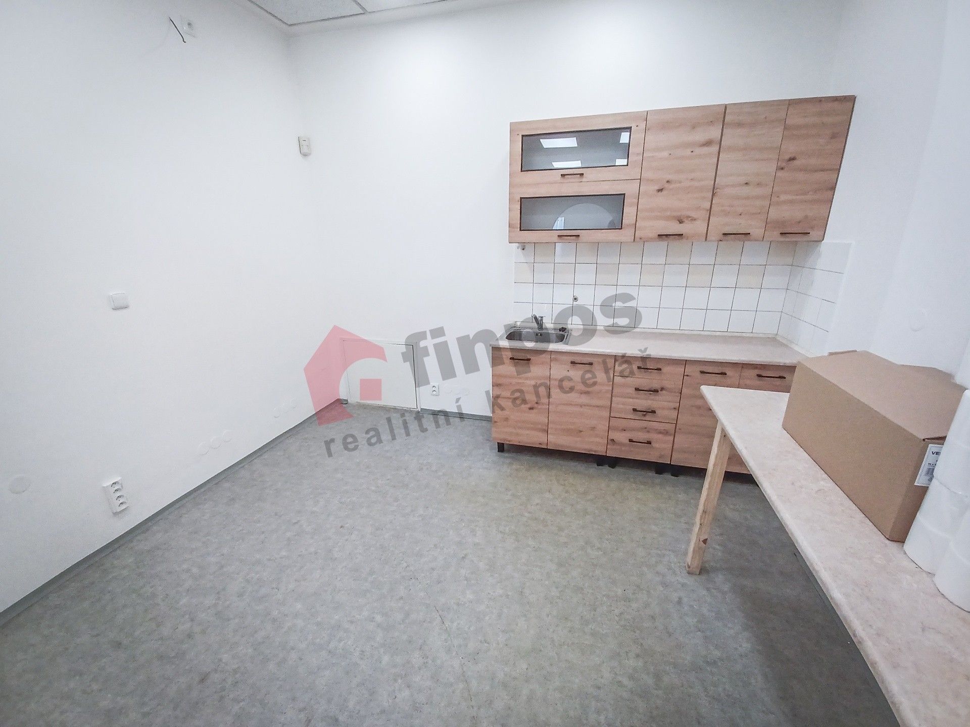 Obchodní prostory · 92 m² · Legerova 148, Kolín III - 4
