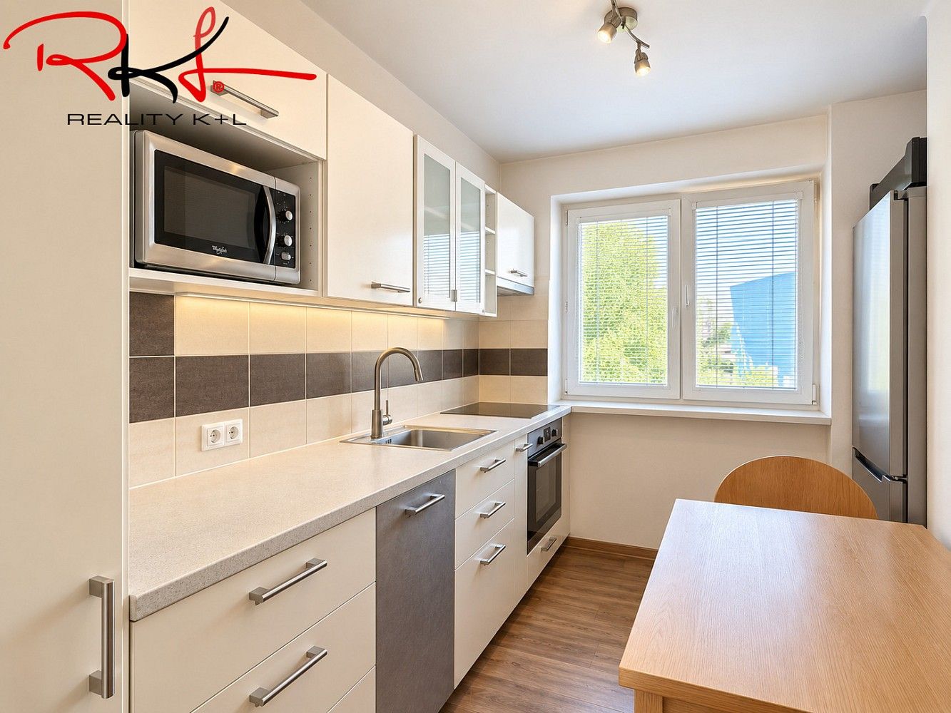 3+1, Praha - Klánovice, okres Praha 21, Hlavní město Praha, 67 m² - 1