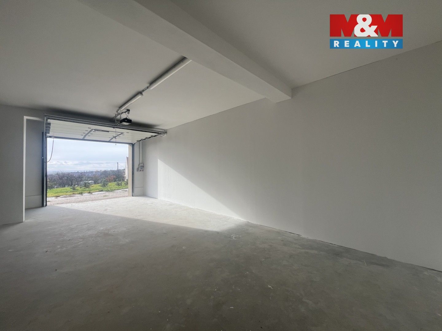 Garáž · 43 m² · Újezdec - 4