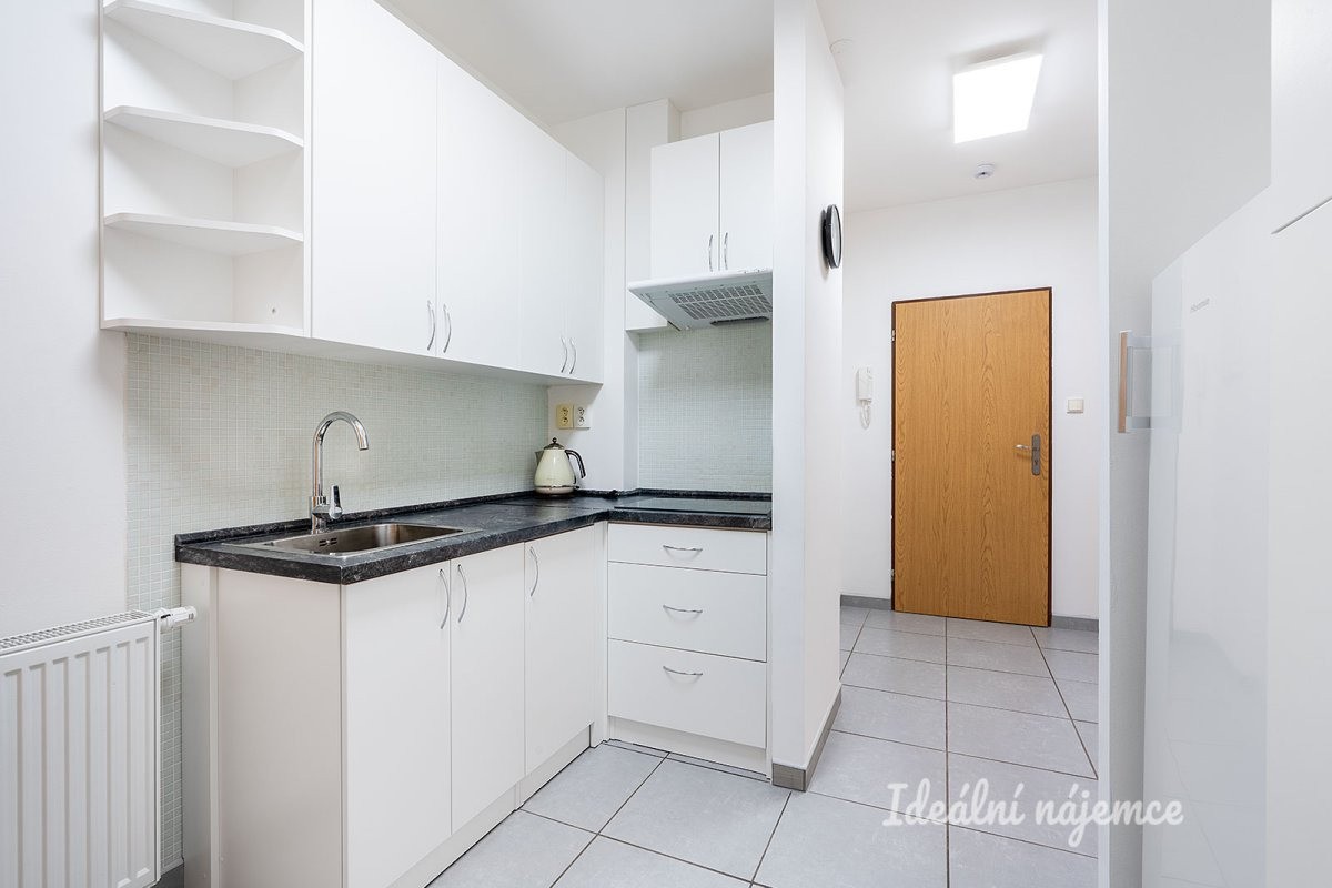 2+kk, Brandejsovo náměstí, Praha, 54 m² - 2