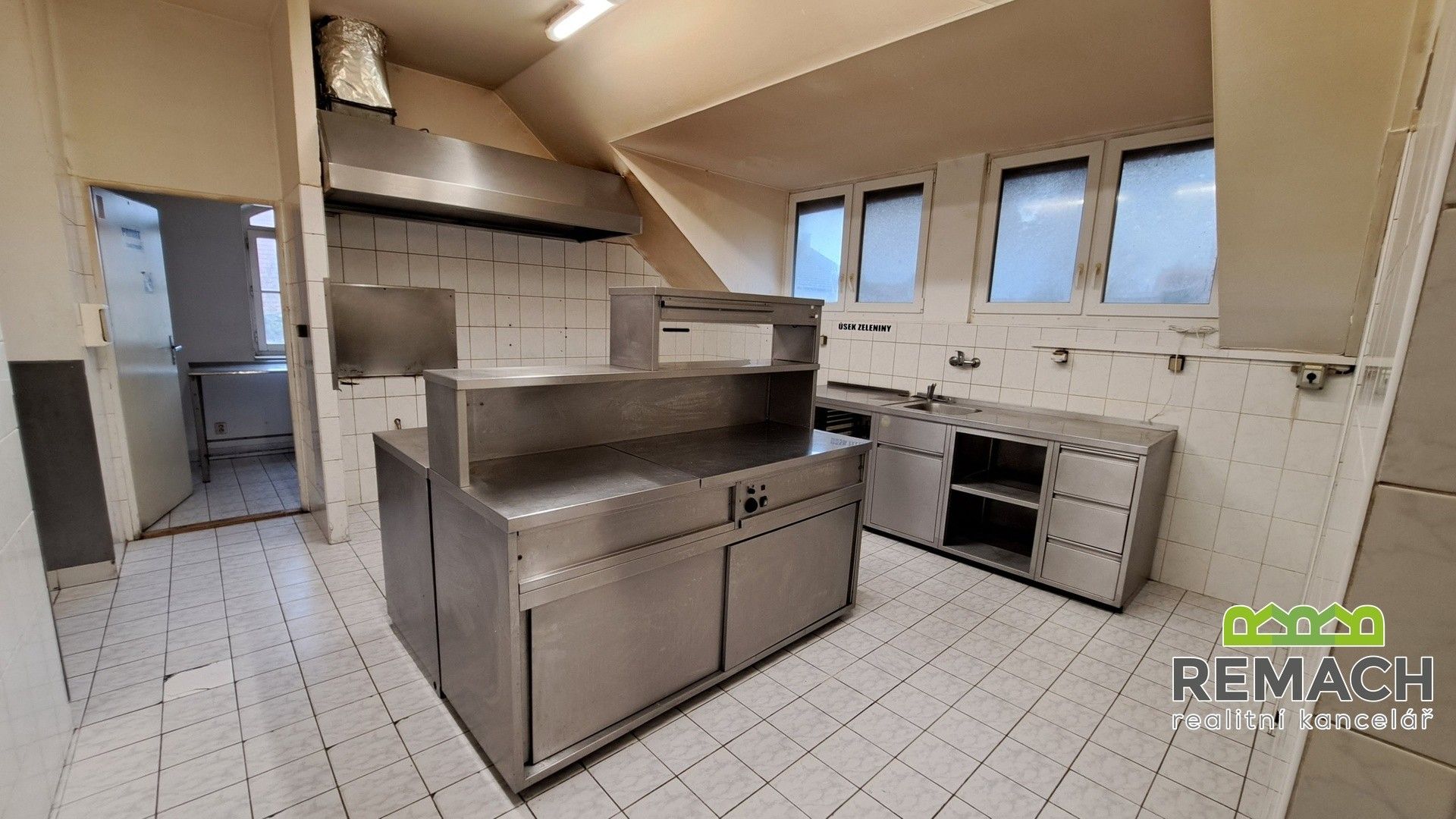 Pronájem restaurace - V Grni, Kunovice, 197 m² - 5